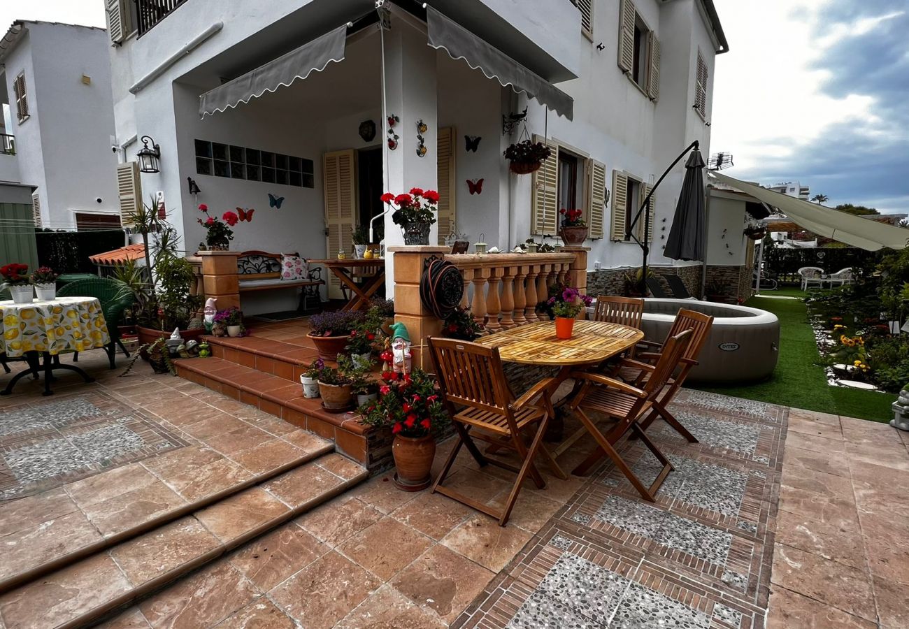 Ferienhaus in Alcudia - Haus mit Jacuzzi Es Romani in der Nähe des Strandes von Alcudia