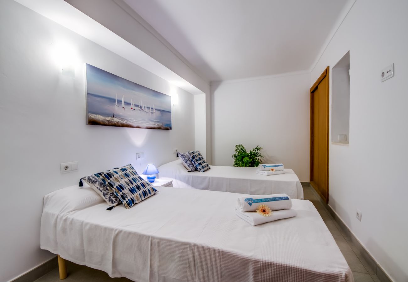 Ferienwohnung in Puerto de Alcudia - Wohnung Hafen Alcudia Mary Meerblick und strandnah