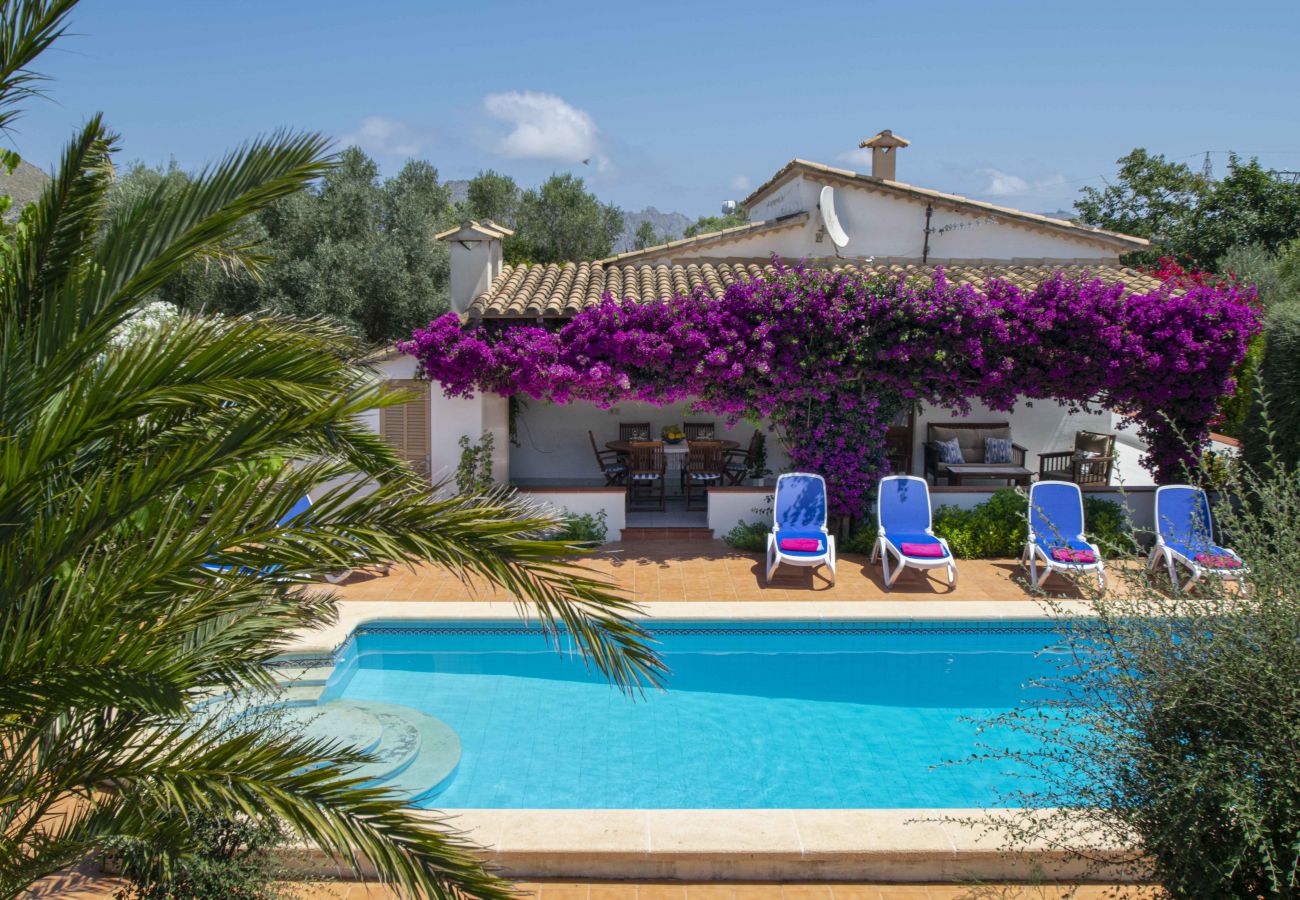 Finca in Pollensa - Finca mit Pool Can Torreta in Pollensa