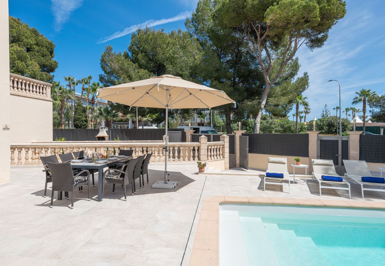 Ferienhaus in Muro - Villa Hilary mit privatem Pool in der Nähe des Strandes von Muro