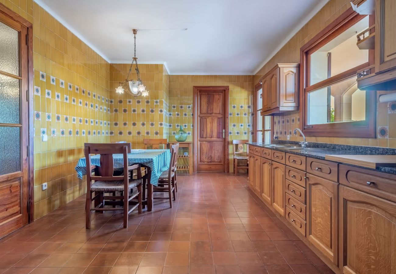 Ferienhaus in Costitx - Ländliche Finca Son Tomasset auf Mallorca mit Schwimmbad