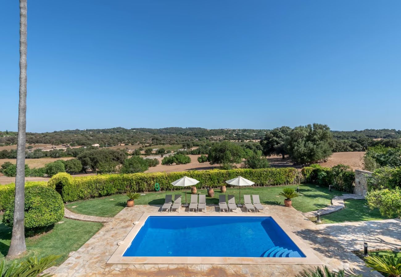 Ferienhaus in Costitx - Ländliche Finca Son Tomasset auf Mallorca mit Schwimmbad