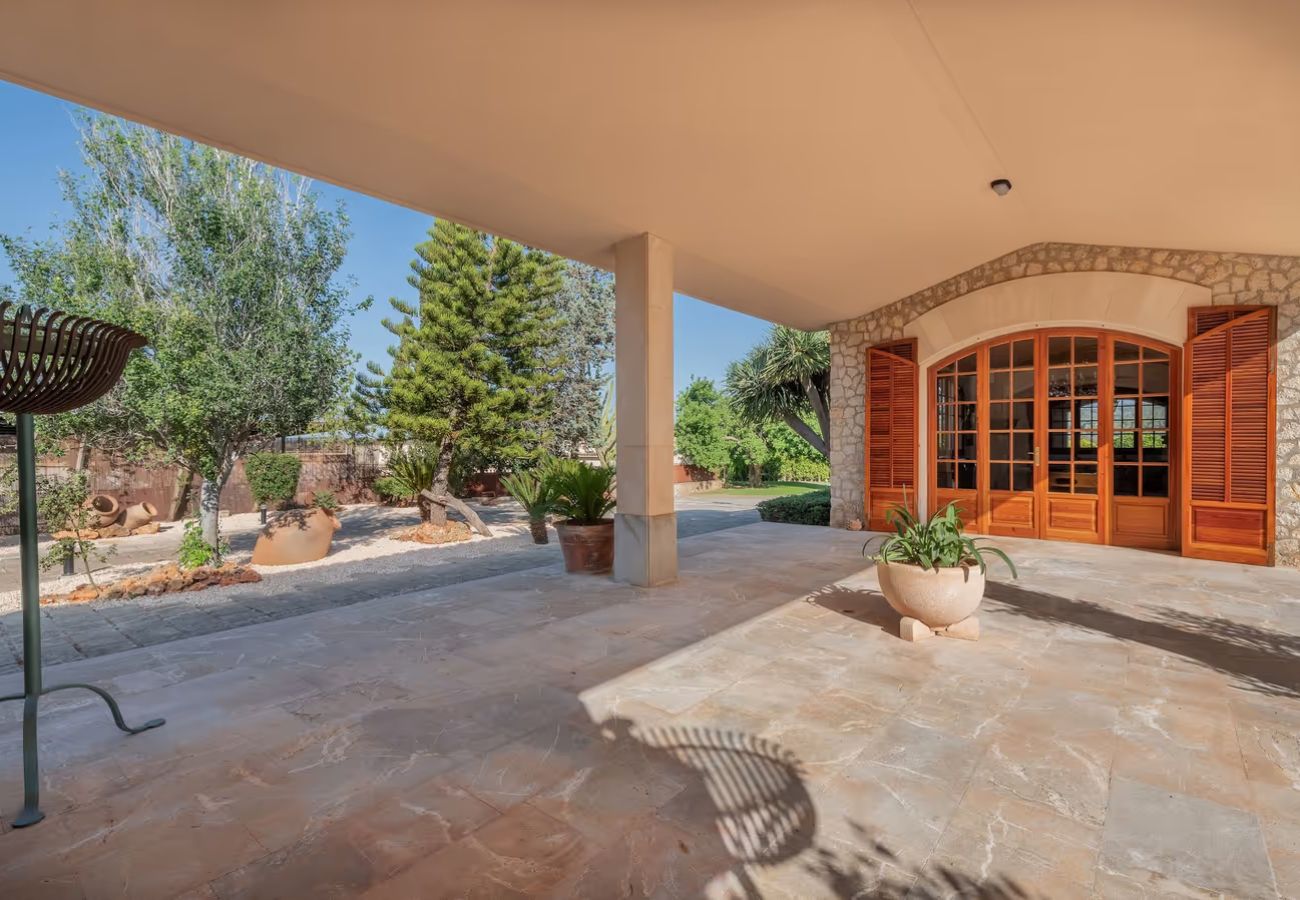 Ferienhaus in Costitx - Ländliche Finca Son Tomasset auf Mallorca mit Schwimmbad