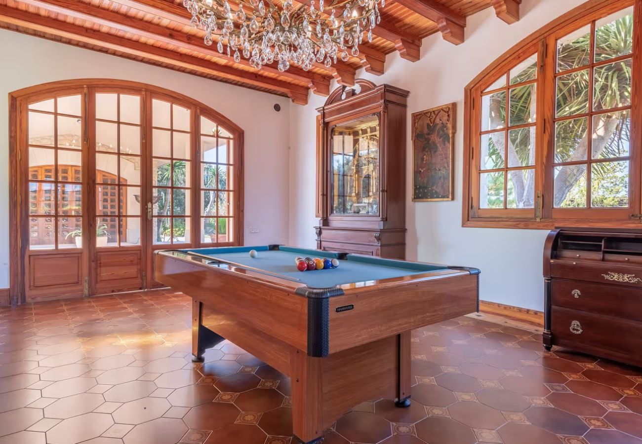 Ferienhaus in Costitx - Ländliche Finca Son Tomasset auf Mallorca mit Schwimmbad