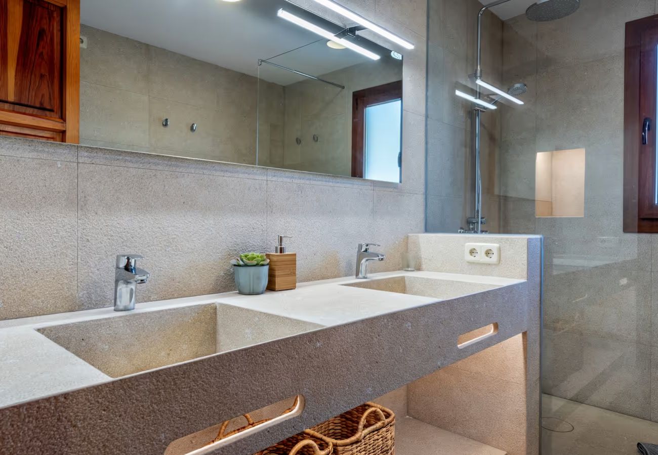 Ferienhaus in Costitx - Ländliche Finca Son Tomasset auf Mallorca mit Schwimmbad