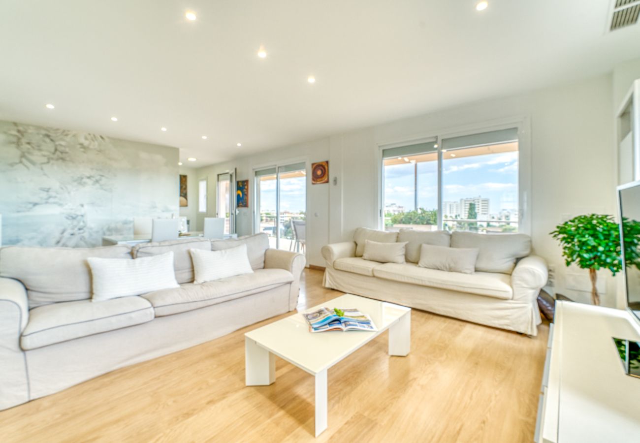 Penthouse mit Gemeinschaftspool in Cala Millor