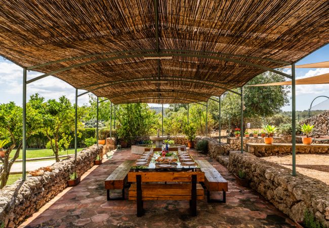 Ferienhaus in Costitx - Ländliche Finca auf Mallorca Son Tomasset mit Pool Ferienhaus in Costitx - Ländliche Finca auf Mallorca Son Tomasset mit Pool