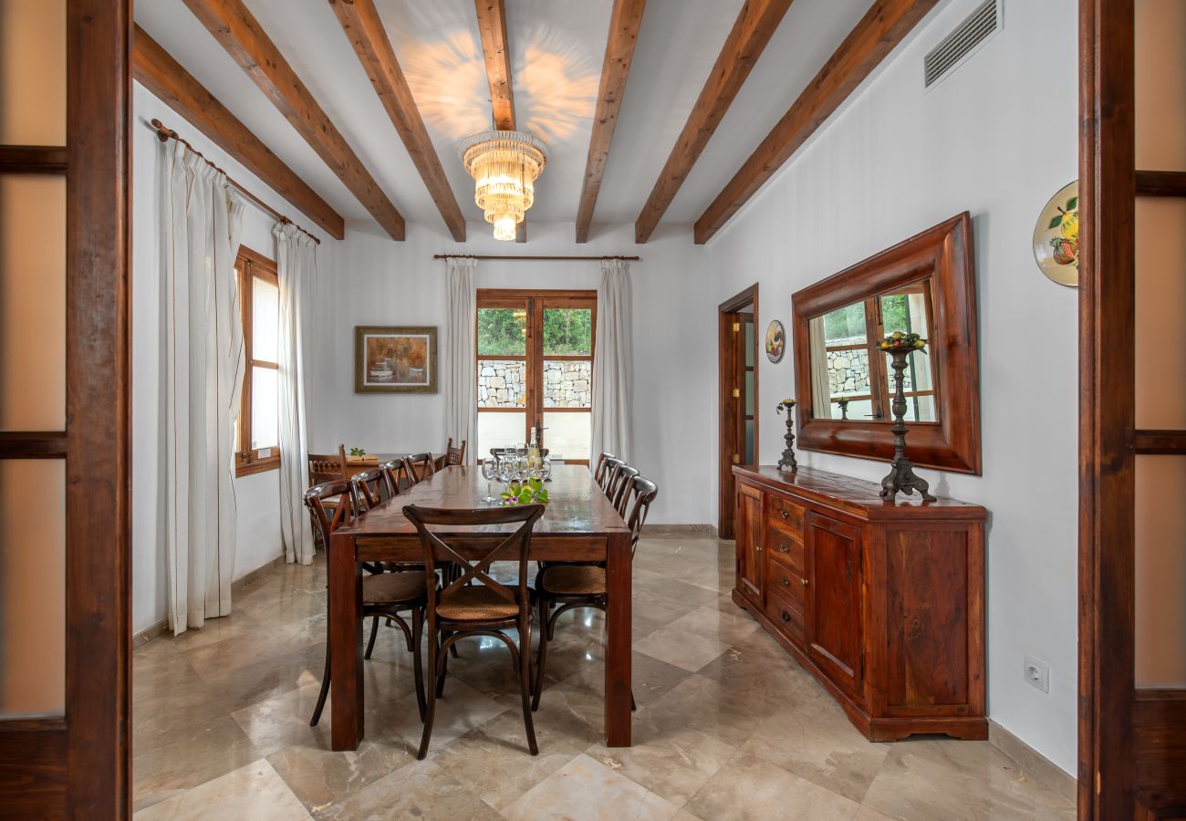 Finca in Petra - Ländliche Finca Son Capellet auf Mallorca mit Schwimmbad und Grill