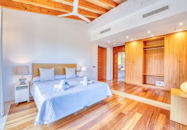 Finca in Selva - Finca auf dem Land S'Empaltada in Selva in Strandnähe Finca in Selva - Finca auf dem Land S'Empaltada in Selva in Strandnähe