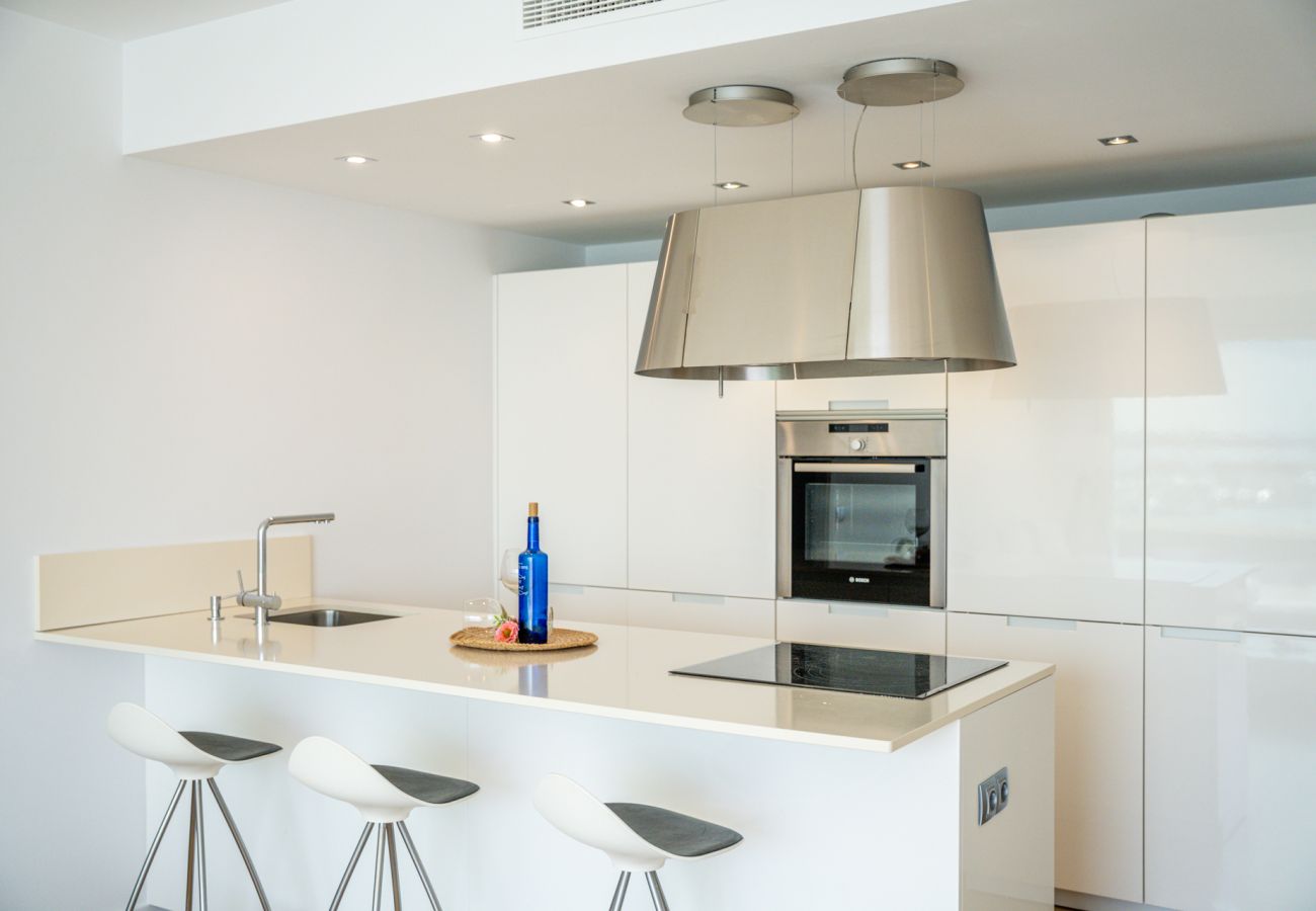 Ferienwohnung in Puerto de Alcudia - Blue Blue Apartment an erster Linie des Hafens von Alcudia	