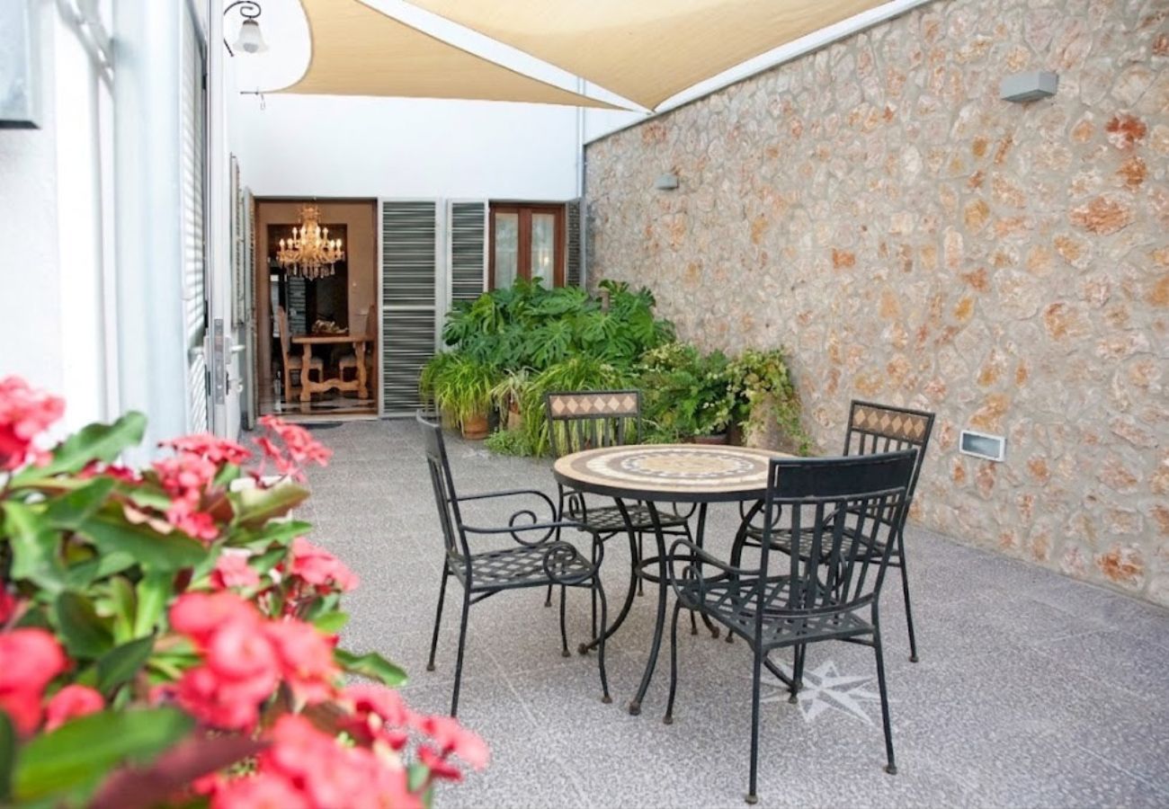 Ferienhaus in Sa Pobla - Haus mit Pool Can Peret in Sa Pobla