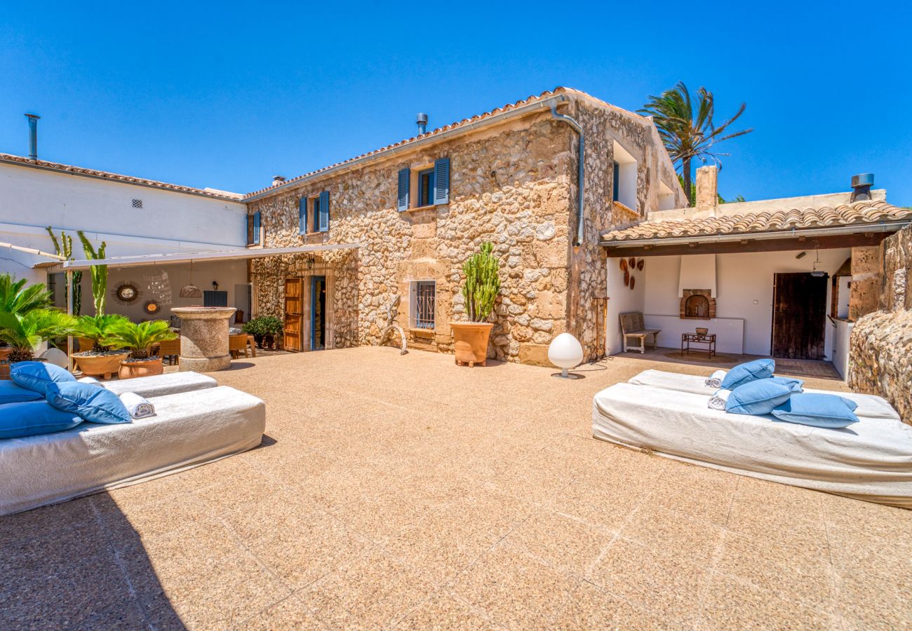 Renoviertes Haus mit Meerblick in Pollensa