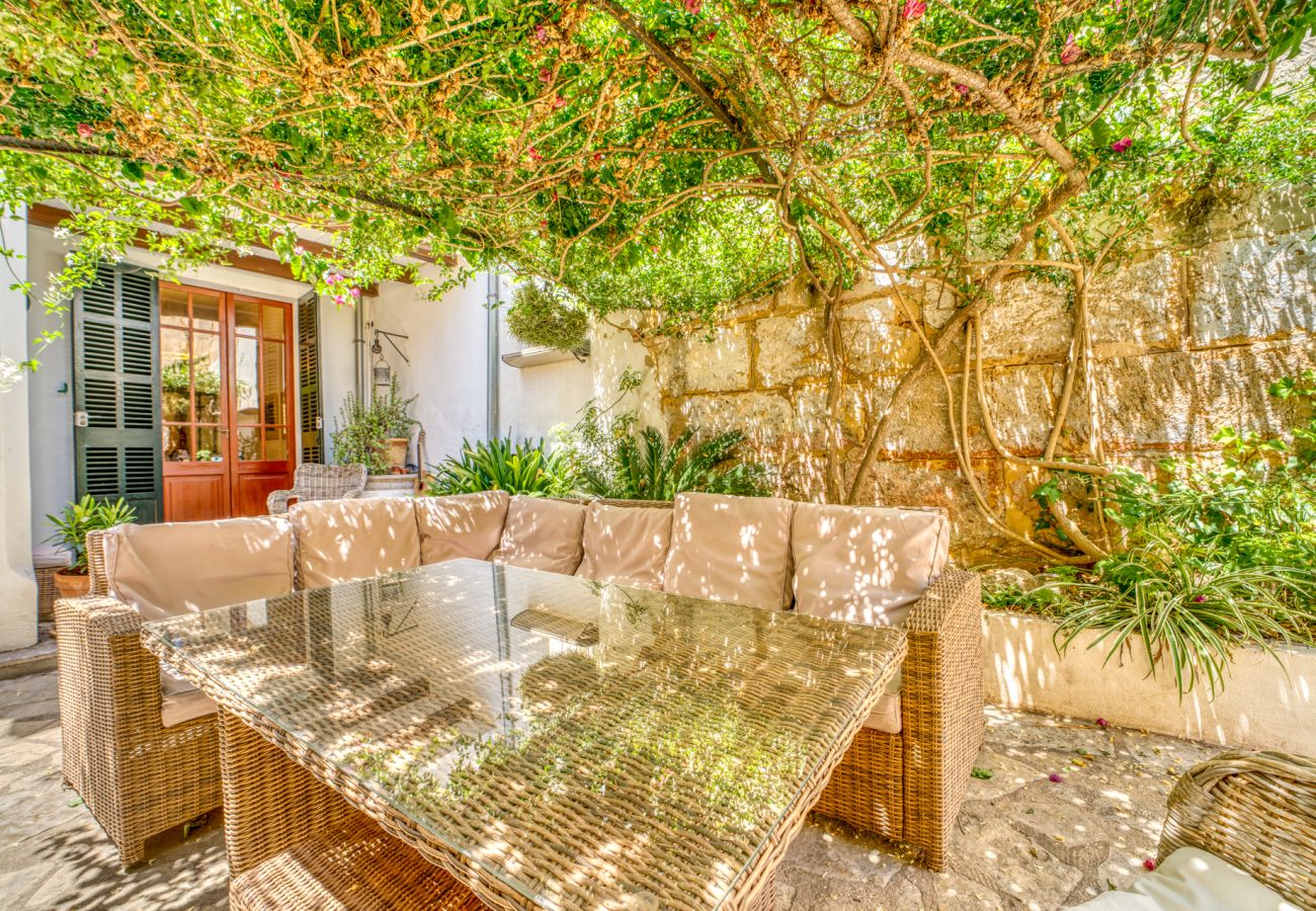 Haus mit Garten in der Altstadt von Alcúdia