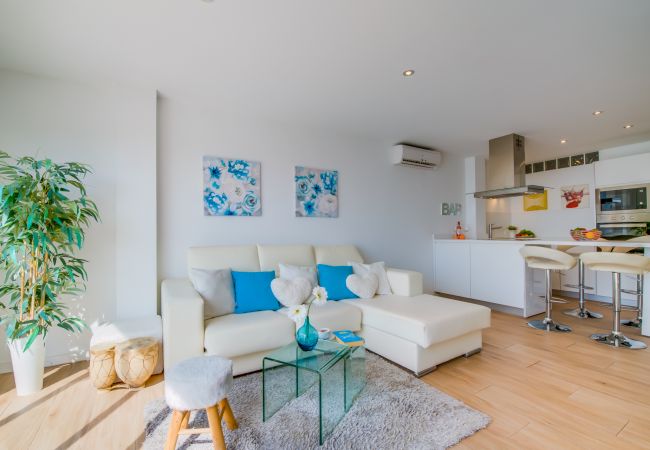 Apartamento en Alcudia con aire acondicionado y vistas al mar