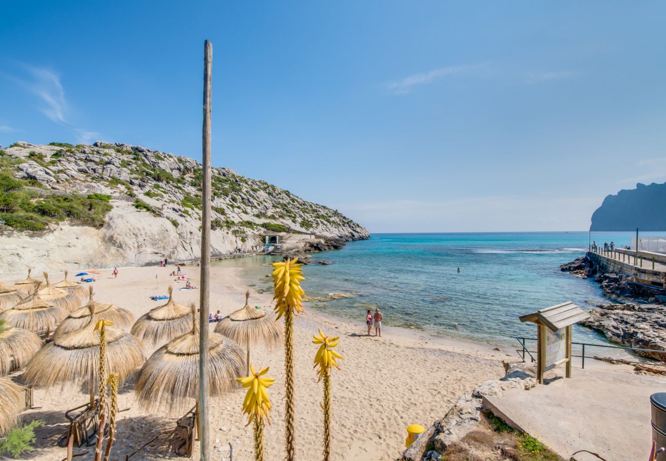 Apartamento en Cala San Vicente - Apartamento en la playa Barques 3 en Mallorca