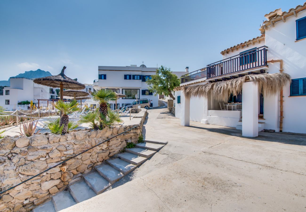 Apartamento en Cala San Vicente - Apartamento en la playa Barques 3 en Mallorca