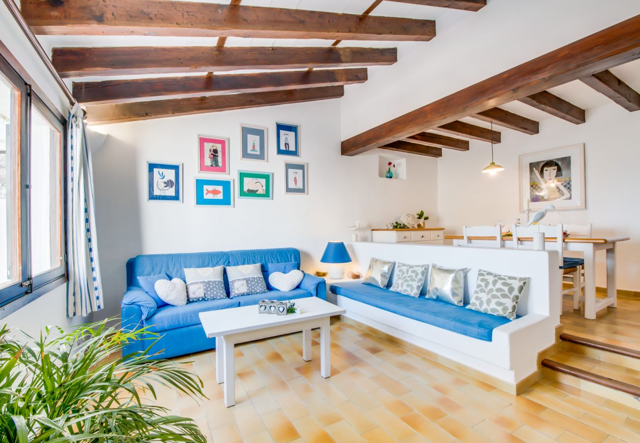 Apartamento en Cala San Vicente - Apartamento en la playa Barques 3 en Mallorca