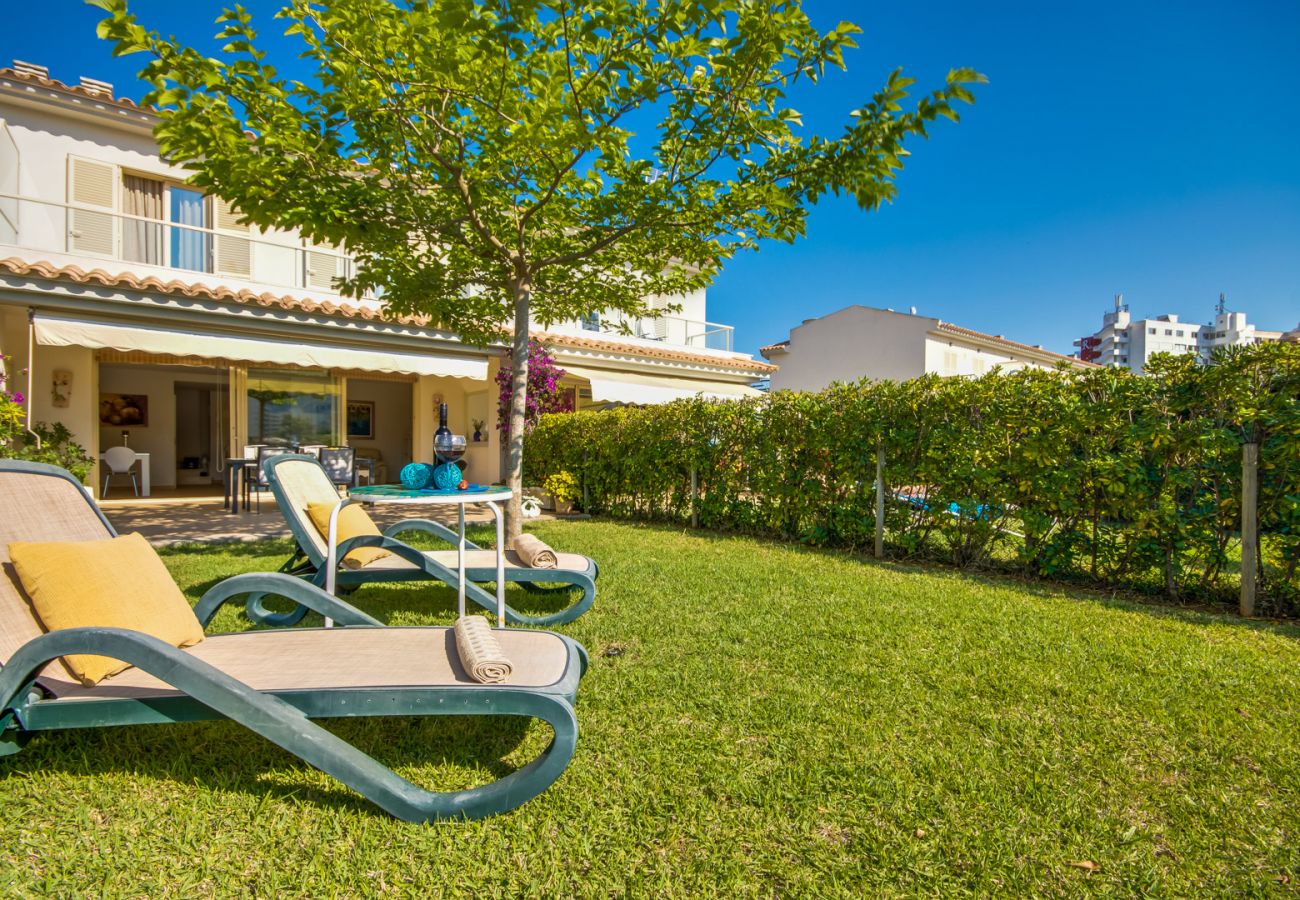 Casa en Alcúdia - Casa Tarongina con vista a montaña en Alcudia