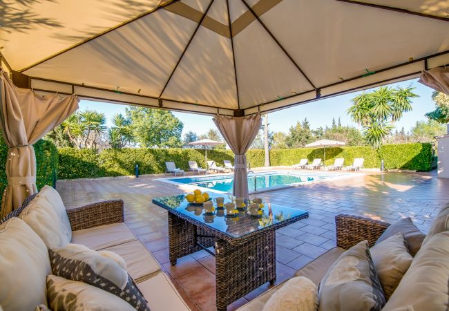 Casa de vacaciones con aire acondicionado y piscina en Mallorca