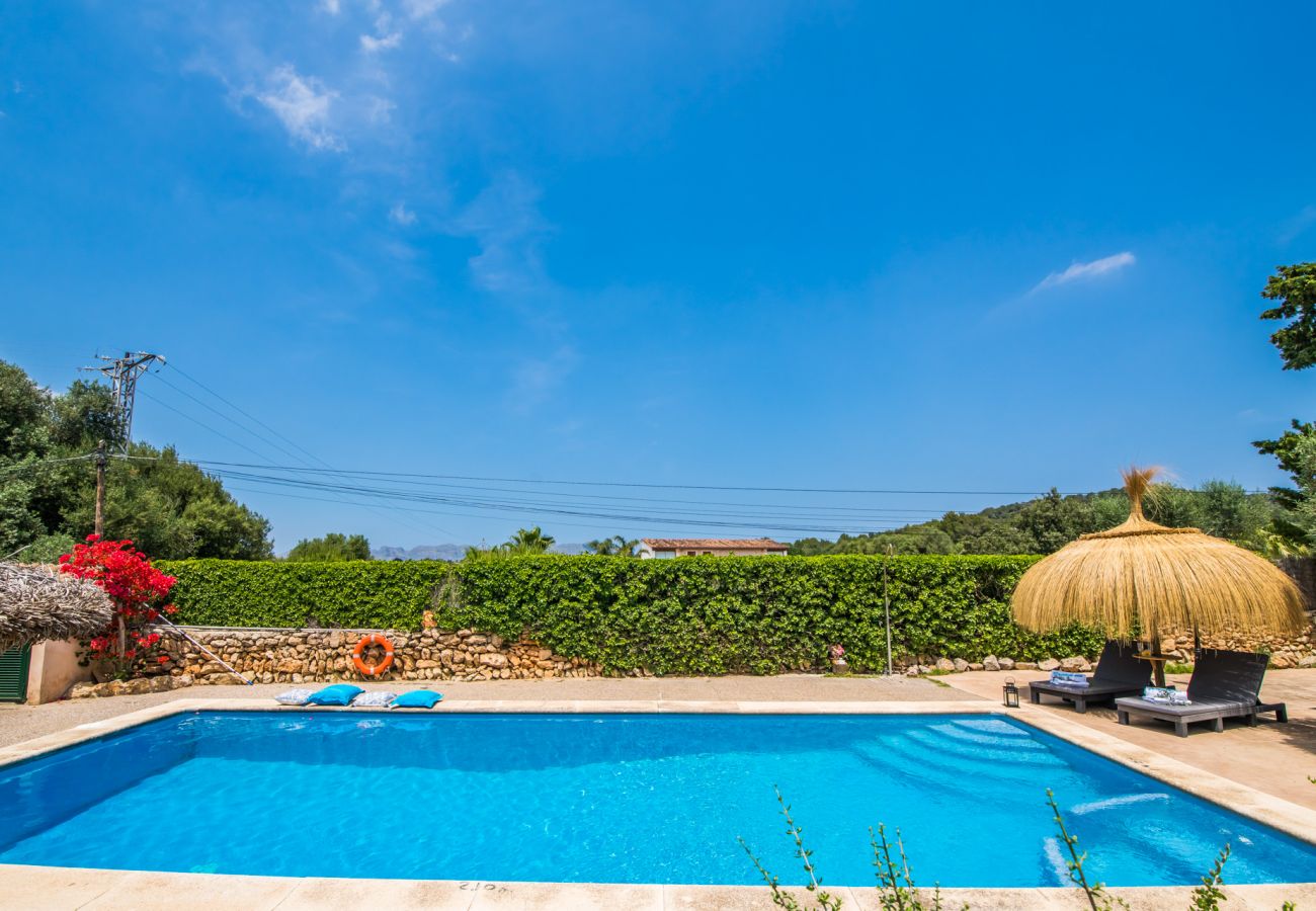 Casa en Alcúdia - Casa de piedras Es Pujolet con piscina en Alcudia 