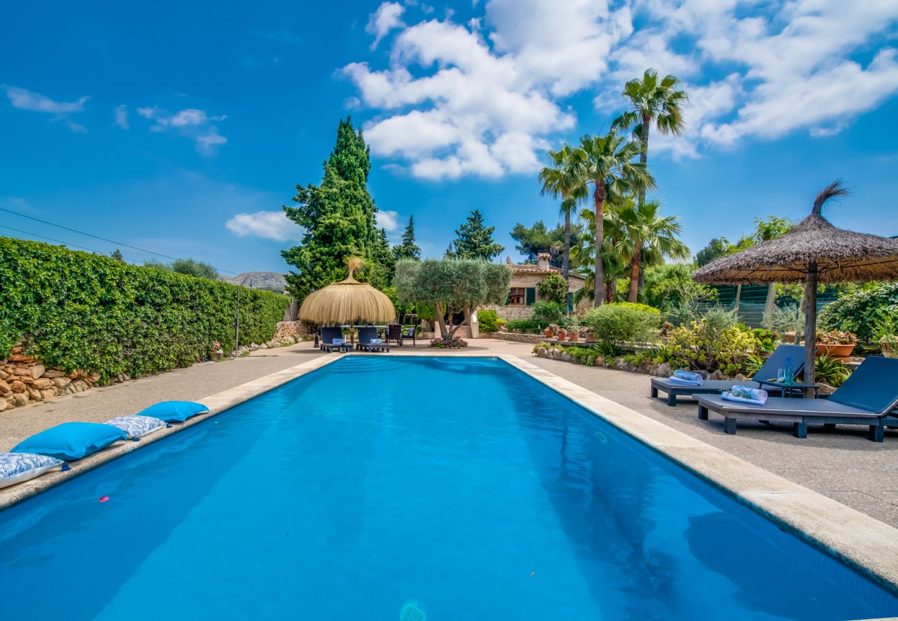 Casa en Alcúdia - Casa de piedras Es Pujolet con piscina en Alcudia 