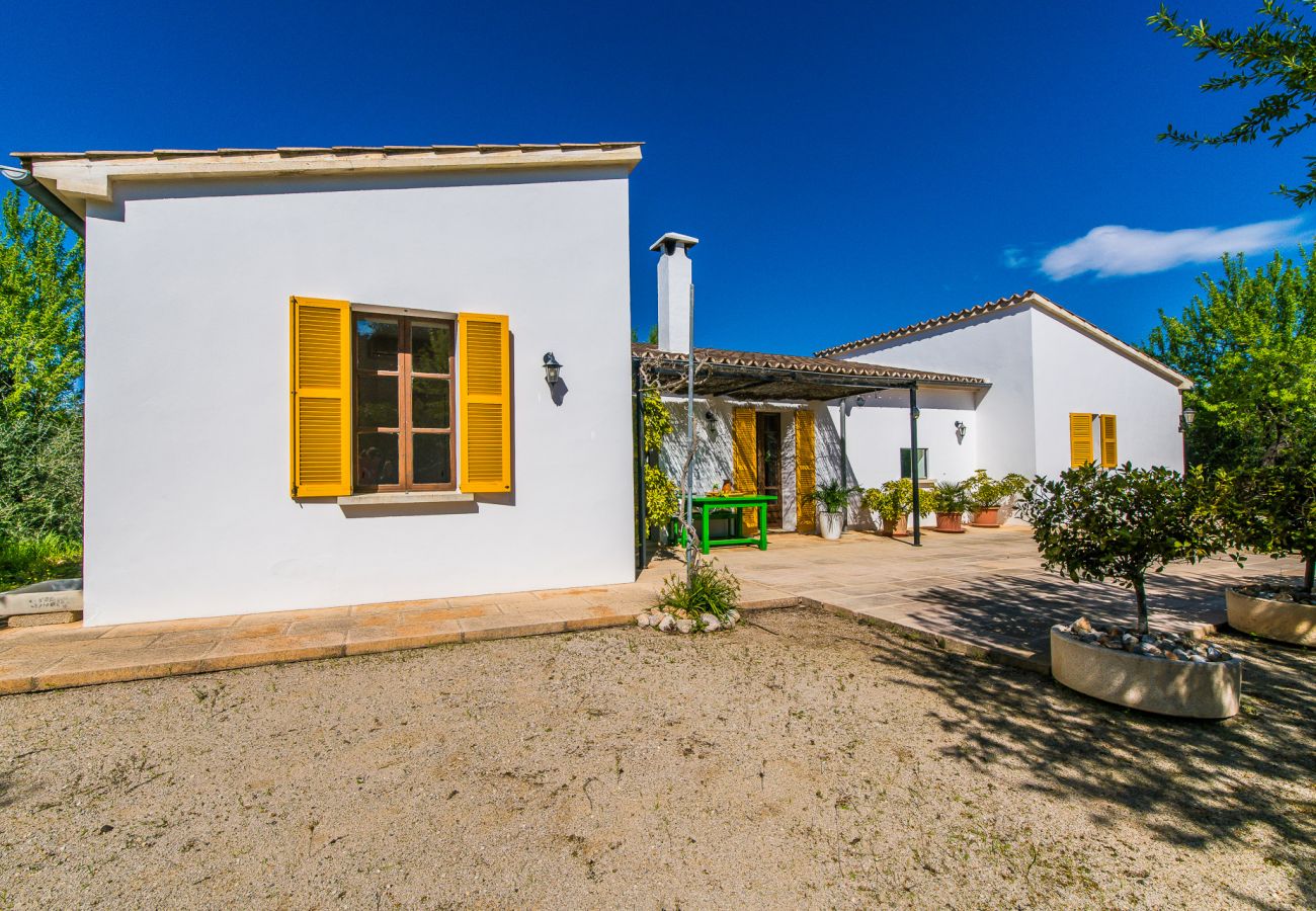 Finca en Selva - Finca rústica Can Flauta con piscina en Mallorca