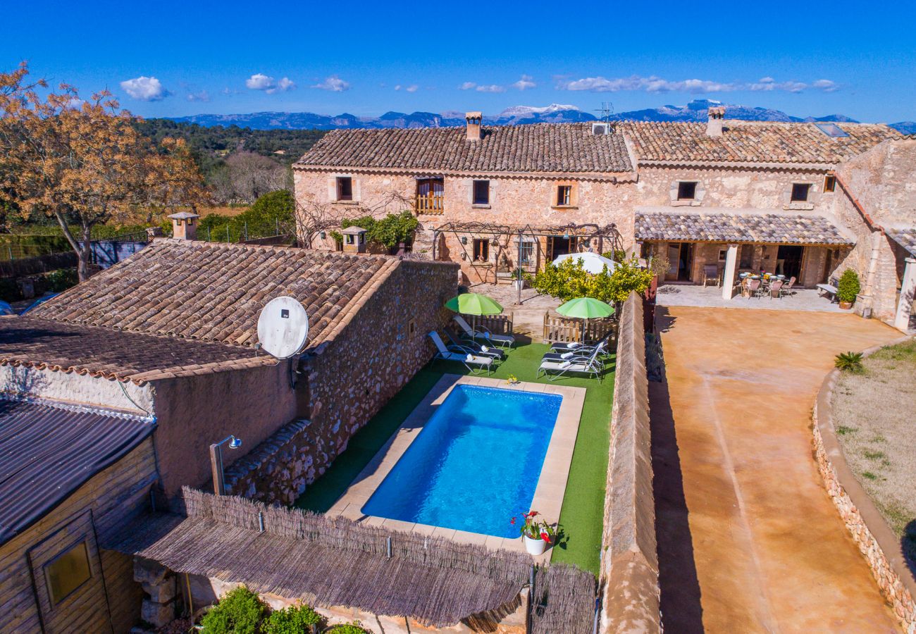 Finca rural para 8 en centro de Mallorca con piscina