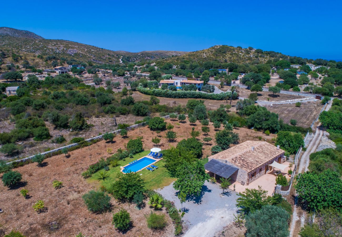 Finca en Capdepera - Finca rural con gran piscina Mamici en Mallorca