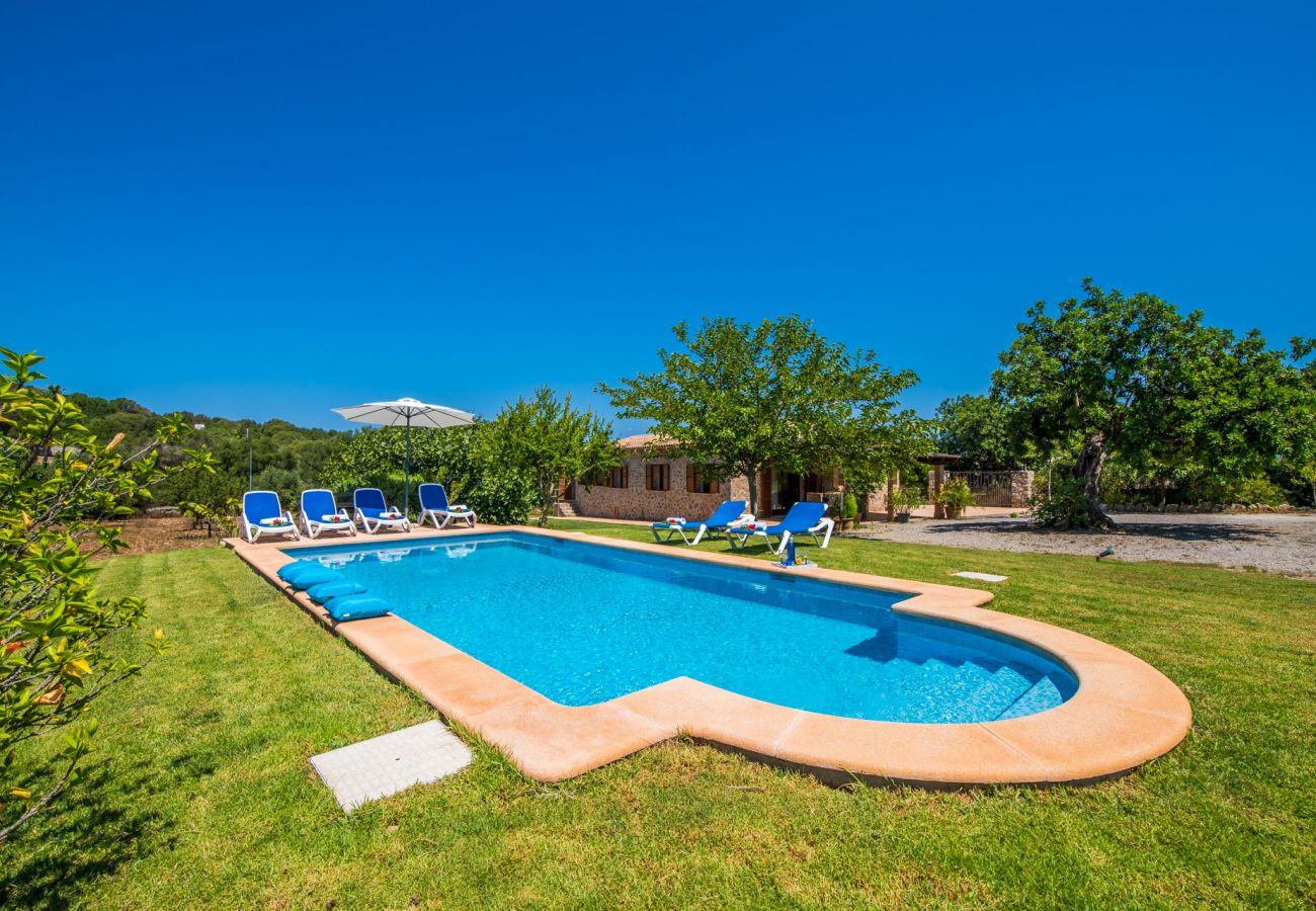 Finca en Capdepera - Finca rural con gran piscina Mamici en Mallorca