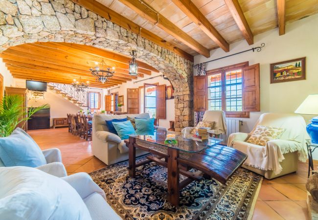 Finca en Campanet - Casa de piedra en plena naturaleza Caselles Petit Finca en Campanet - Casa de piedra en plena naturaleza Caselles Petit