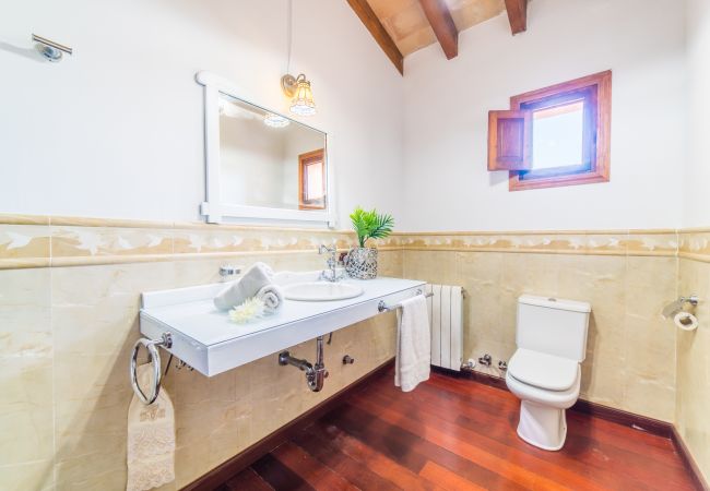 Finca en Campanet - Casa de piedra en plena naturaleza Caselles Petit Finca en Campanet - Casa de piedra en plena naturaleza Caselles Petit