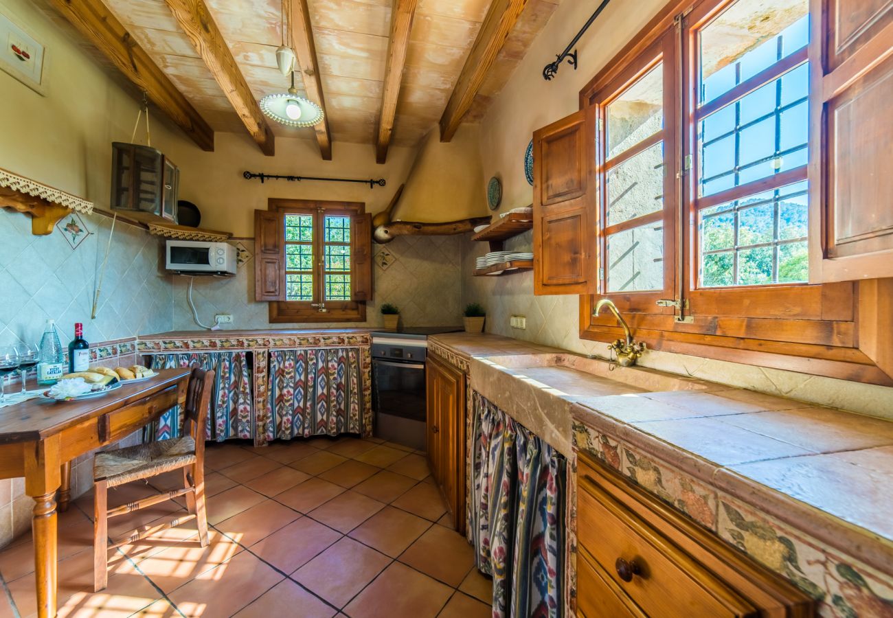 Finca en Campanet - Casa de piedra en plena naturaleza Caselles Petit