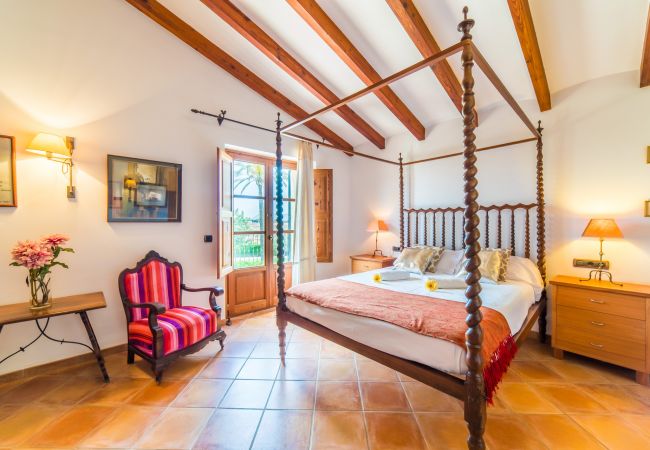 Casa en Sa Pobla - Finca rústica en Mallorca Can Colis con piscina Casa en Sa Pobla - Finca rústica en Mallorca Can Colis con piscina