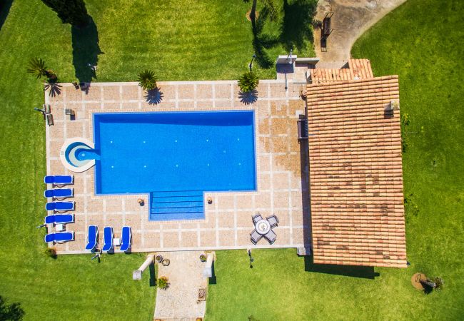 Casa en Sa Pobla - Finca rústica en Mallorca Can Colis con piscina Casa en Sa Pobla - Finca rústica en Mallorca Can Colis con piscina