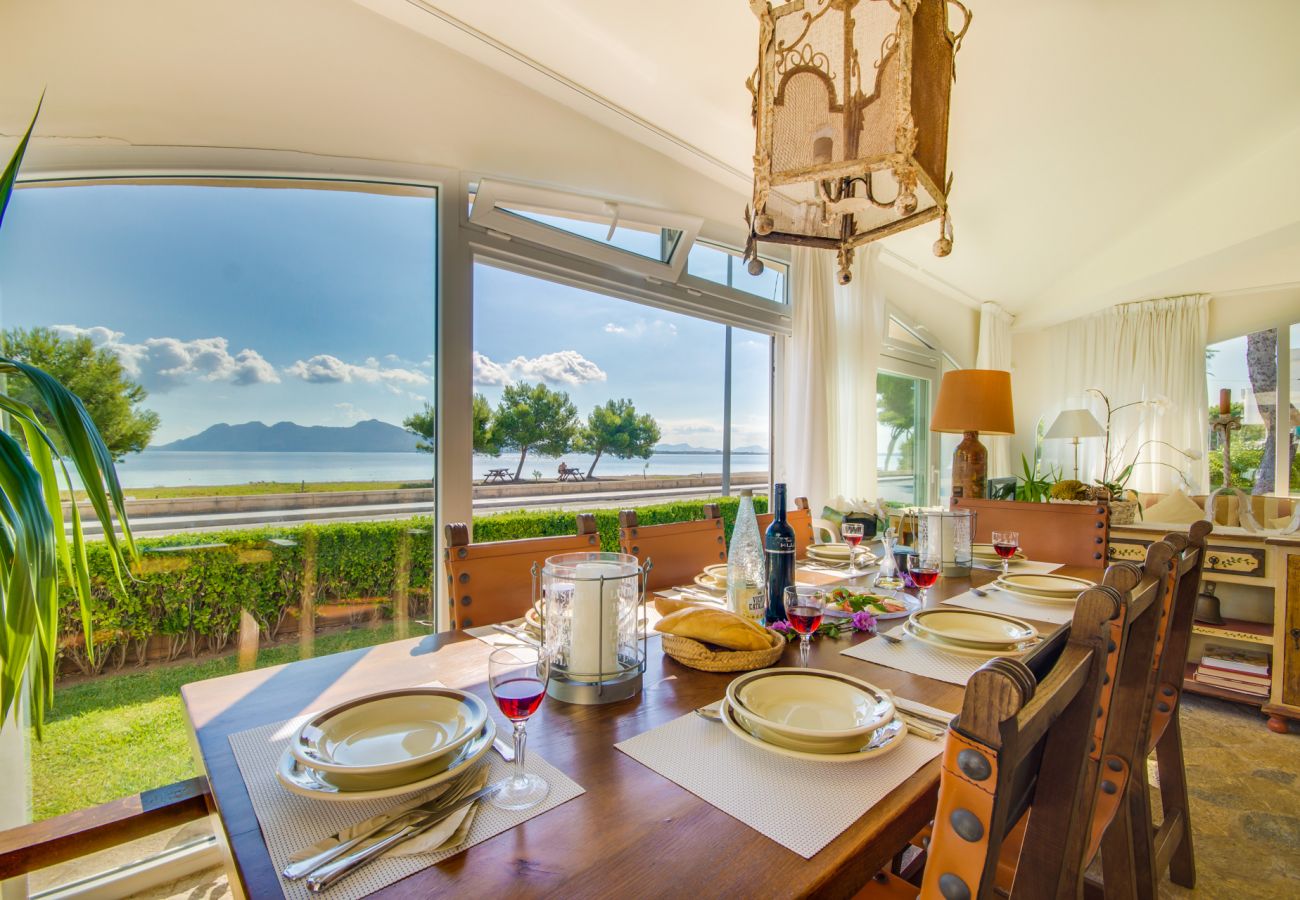 Casa en Puerto Pollensa con vistas al mar y piscina