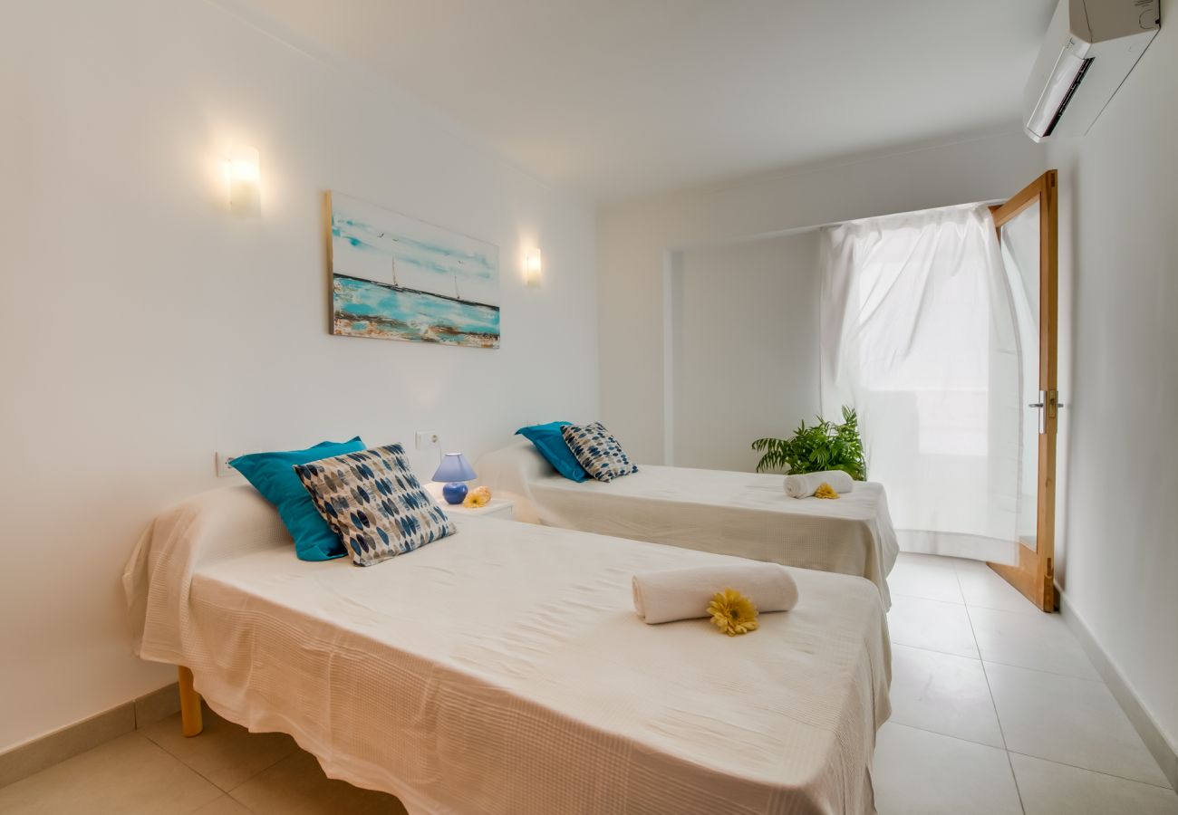 Apartamento en Puerto de Alcudia - Apartamento Puerto Alcudia Mary frente mar 