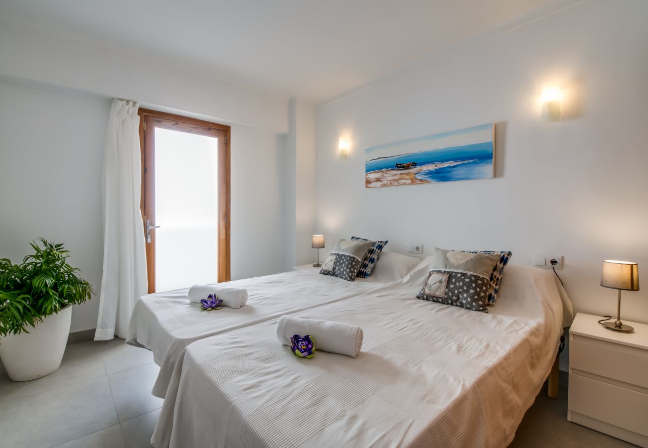 Apartamento con vistas al mar Puerto Alcudia cerca playa