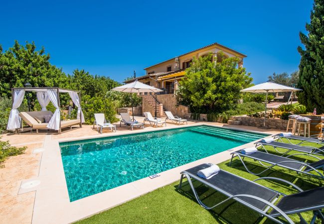 Casa rural con piscina y barbacoa en Mallorca