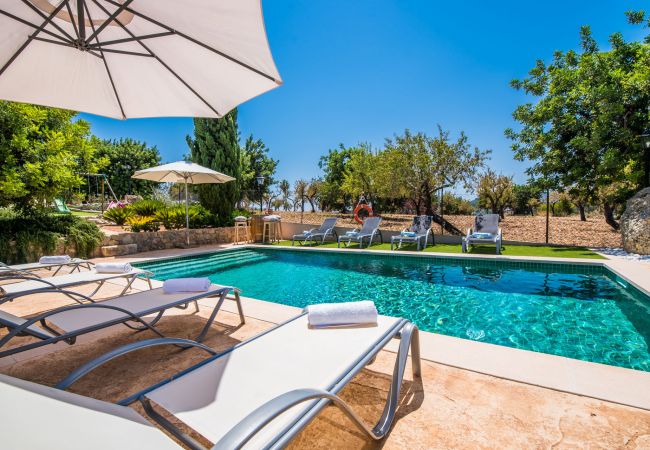 Finca en Selva - Finca Puig den Guardiola con vistas a la montaña  Finca en Selva - Finca Puig den Guardiola con vistas a la montaña