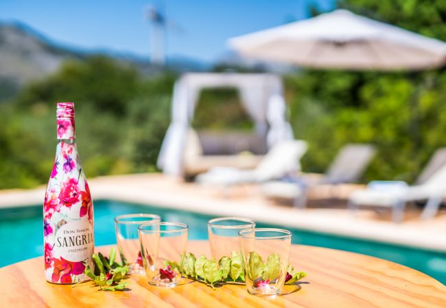 Finca en Selva - Finca Puig den Guardiola con vistas a la montaña  Finca en Selva - Finca Puig den Guardiola con vistas a la montaña