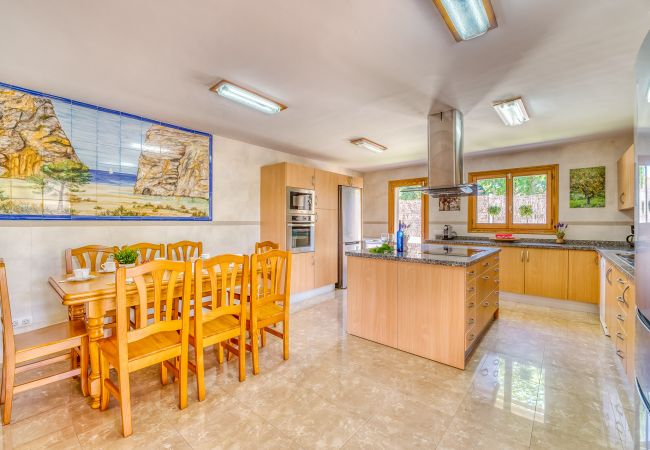 Casa en Crestatx - Villa con barbacoa Romana piscina privada Mallorca Casa en Crestatx - Villa con barbacoa Romana piscina privada Mallorca