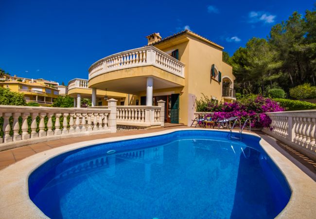 Casa de vacaciones con piscina y parking Alcudia  