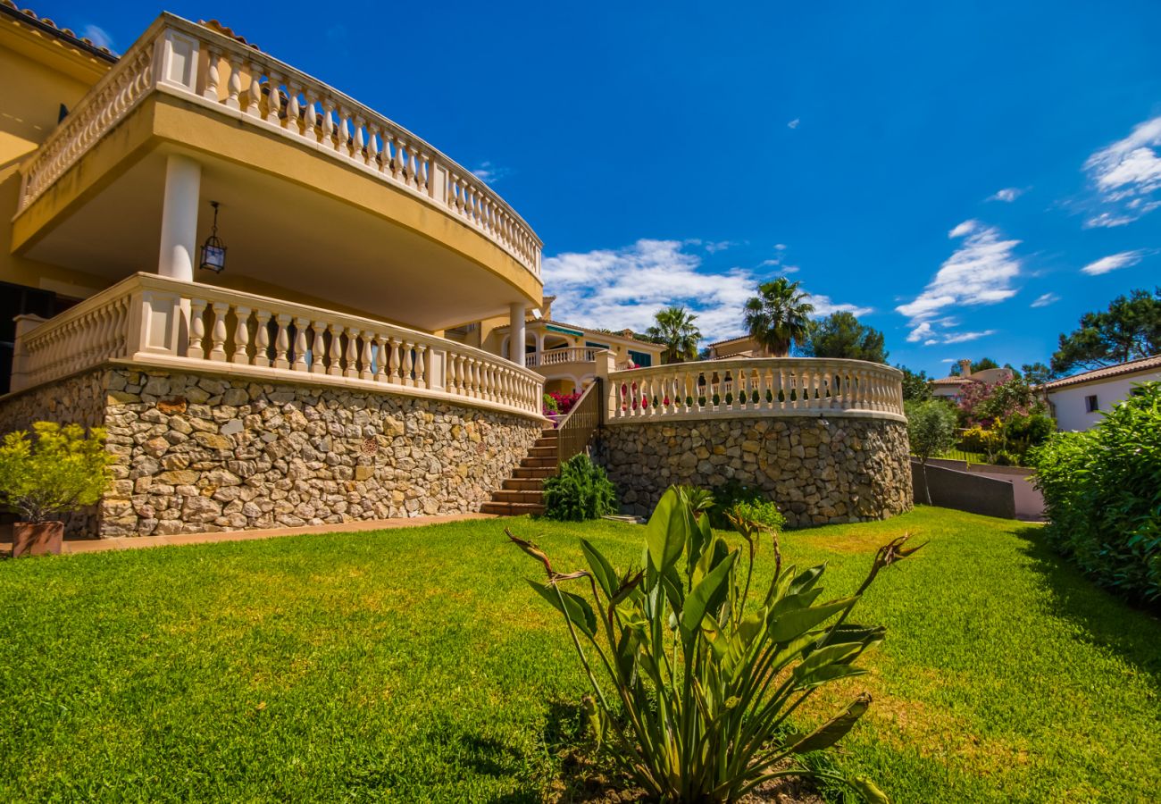 Casa en Alcanada - Casa con piscina en Alcudia Ronda cerca de playa