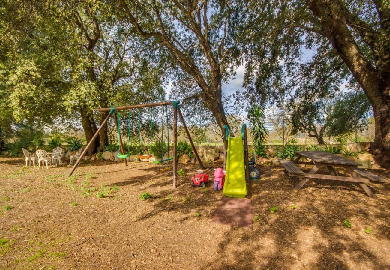 Finca en Buger - Finca rustica Sa Figuera blanca con piscina Mallorca 