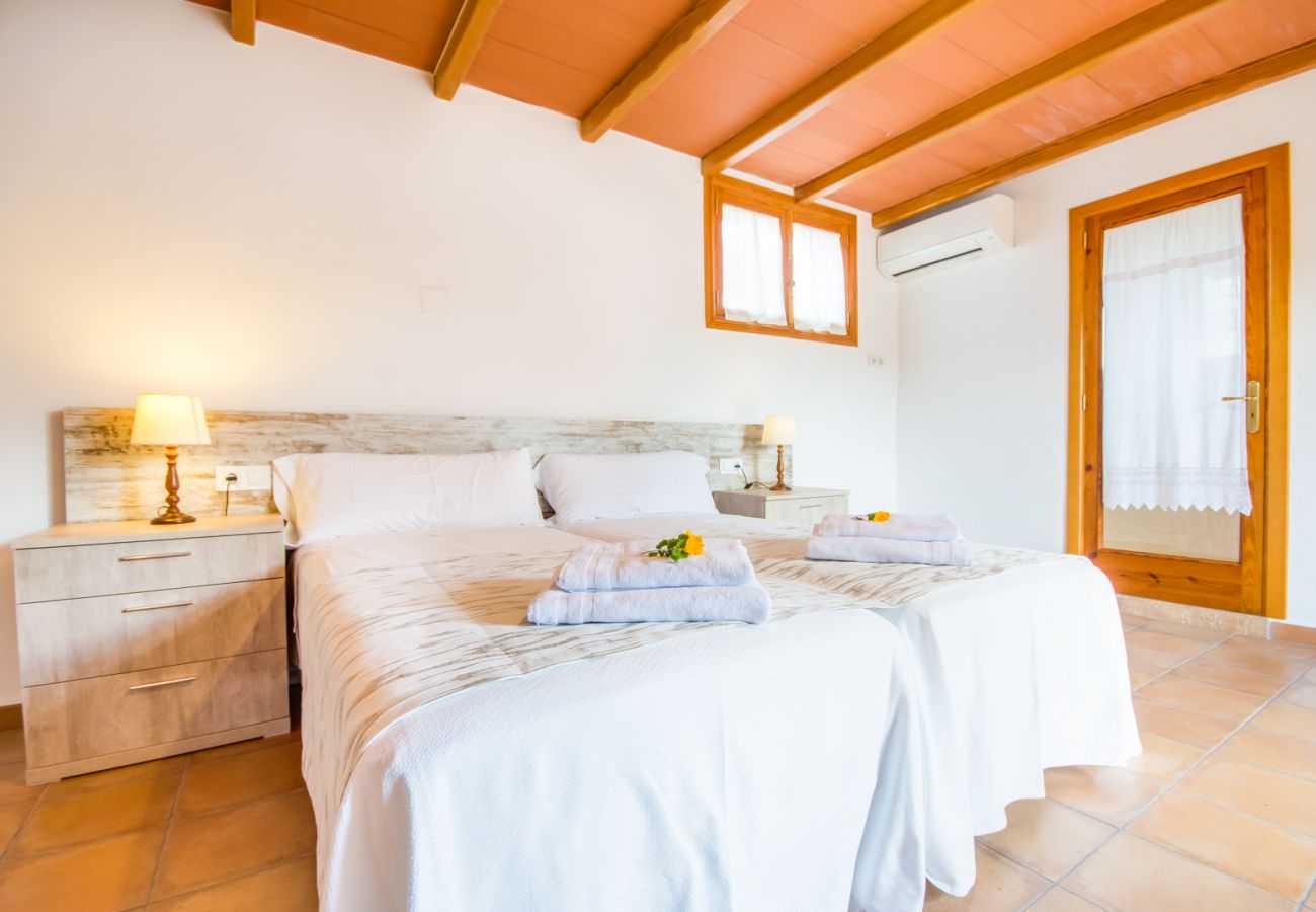 Casa en Ariany - Casa de vacaciones con piscina Solivera en Mallorca