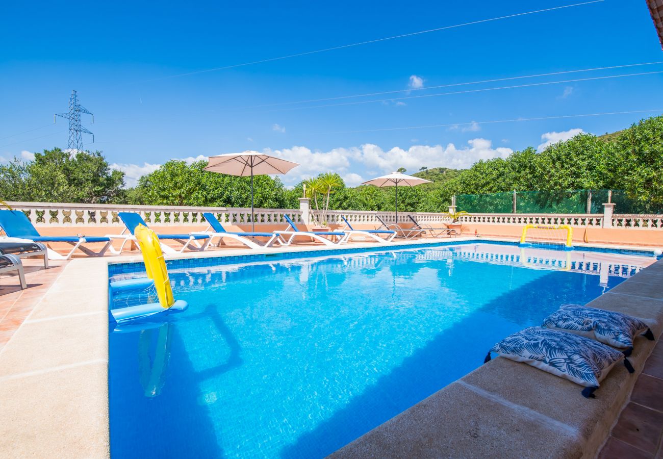 Finca en Capdepera - Casa de veraneo Villa Bona vista Mallorca piscina 