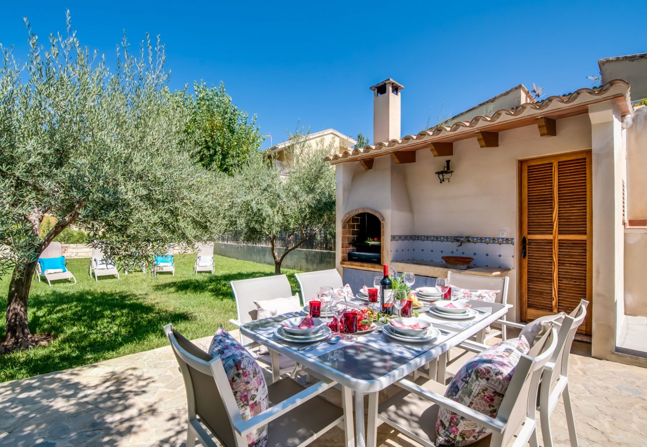 Casa en Alcúdia - Casa Villa Vallespir en Alcudia con jardín