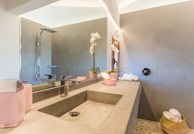 Finca en Manacor - Finca rural moderna en Mallorca Pleta con piscina  Finca en Manacor - Finca rural moderna en Mallorca Pleta con piscina