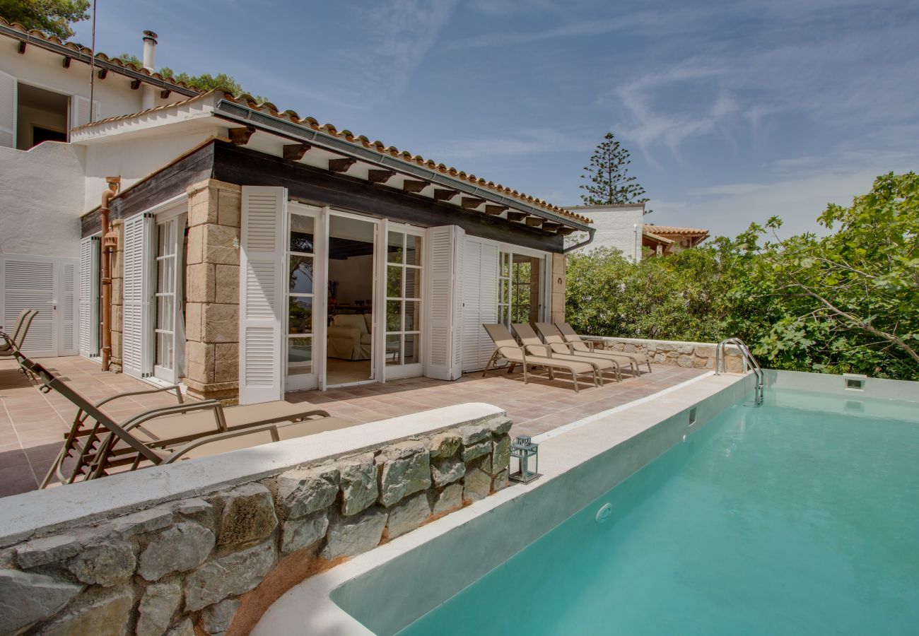 Experiencia perfecta de vacaciones en Mallorca en casa con piscina