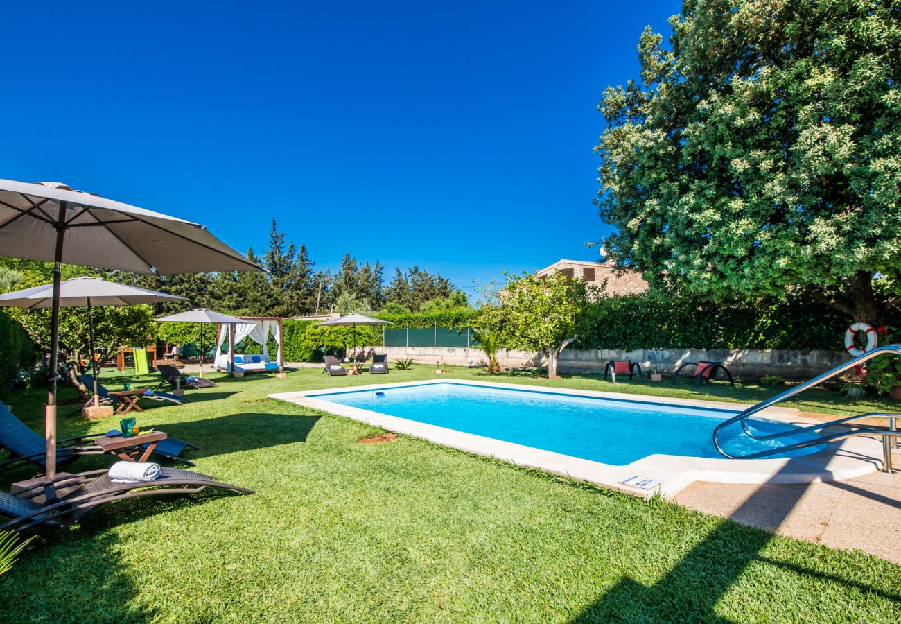 Finca con piscina y barbacoa en el centro de Mallorca